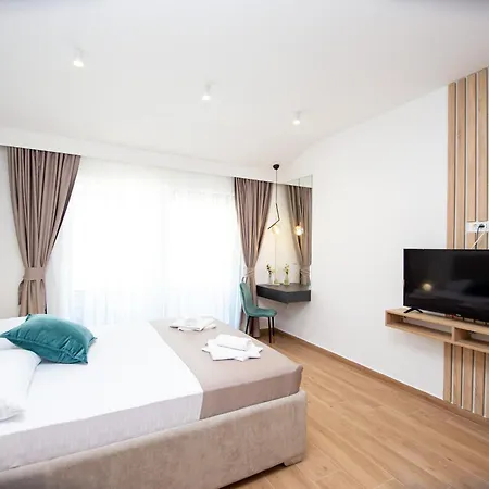 Sirena 3* Budva