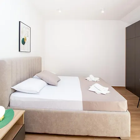 Gasthuis Sirena 3*