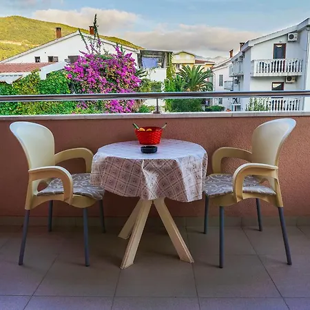 Sirena - Modern With Free Parking