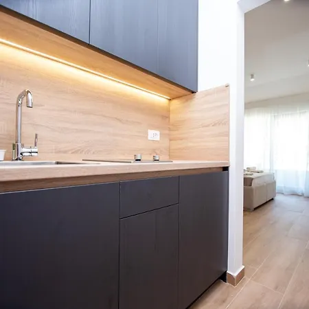 Sirena - Modern With Free Parking