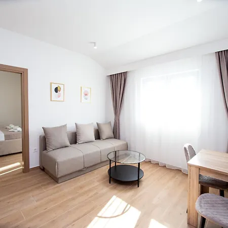Sirena - Modern With Free Parking Affittacamere Budua