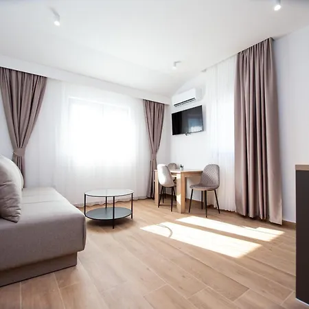Affittacamere Sirena - Modern With Free Parking Budua